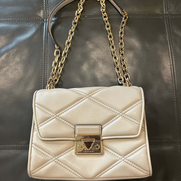 Michael Kors Handbags - Michael Kors Cream Quilted Shoulder Bag with Gold Chain
